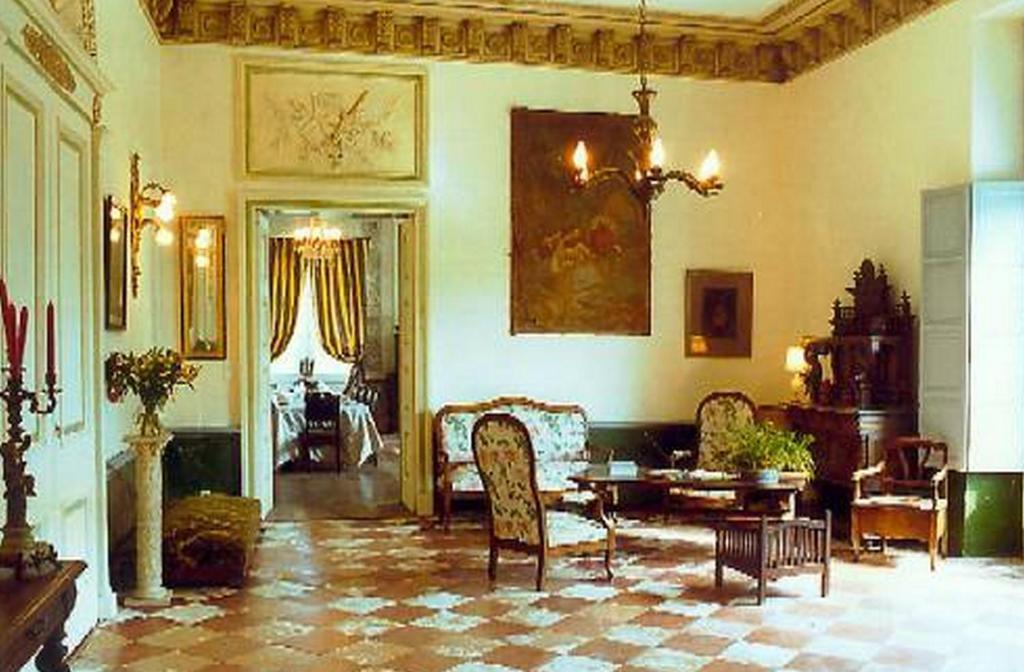 Chambres D'Hotes Du Chateau De Saint SulpiceLa Sauvetat-sur-Lède エクステリア 写真